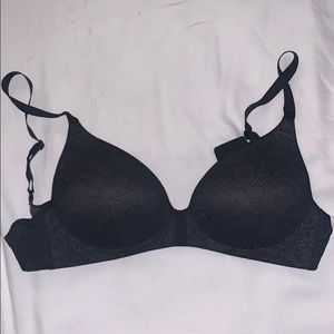 Uniqlo beauty light wireless bra lace